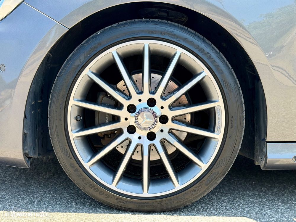 Mercedes-Benz A 180 d AMG Line - 5