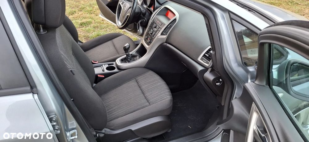 Opel Astra 1.4 Active EU6 - 19