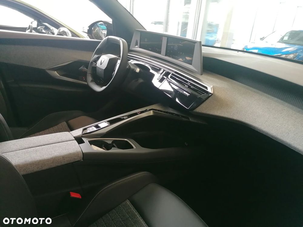 Peugeot 3008 1.2 PureTech mHEV Allure e-DCS6 - 7