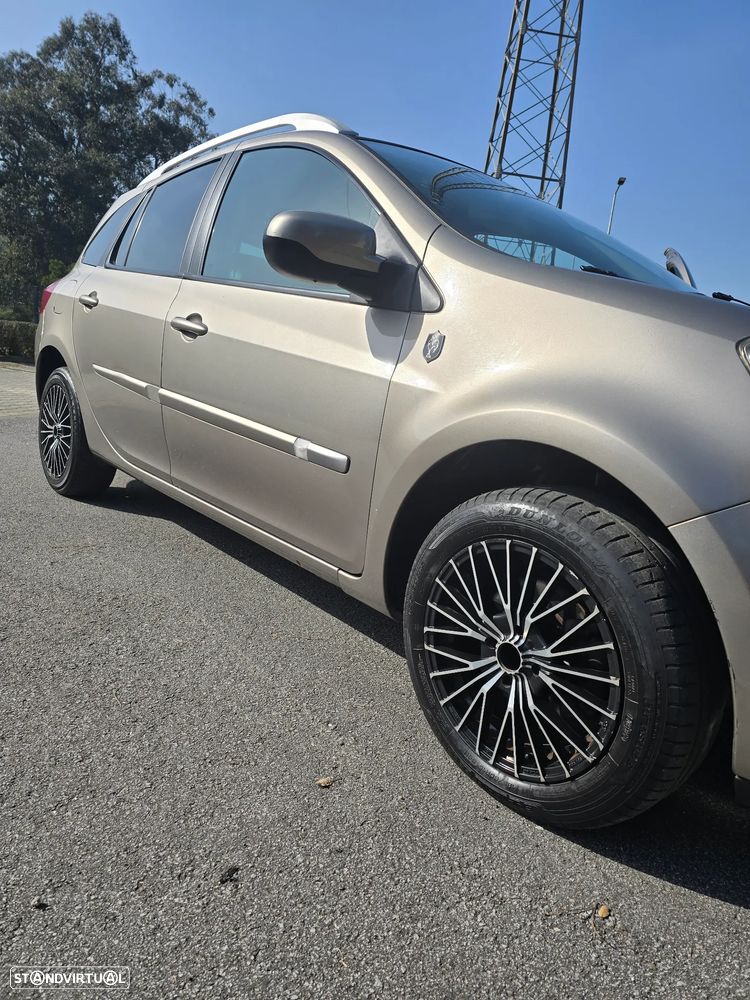 Renault Clio Sport Tourer - 5