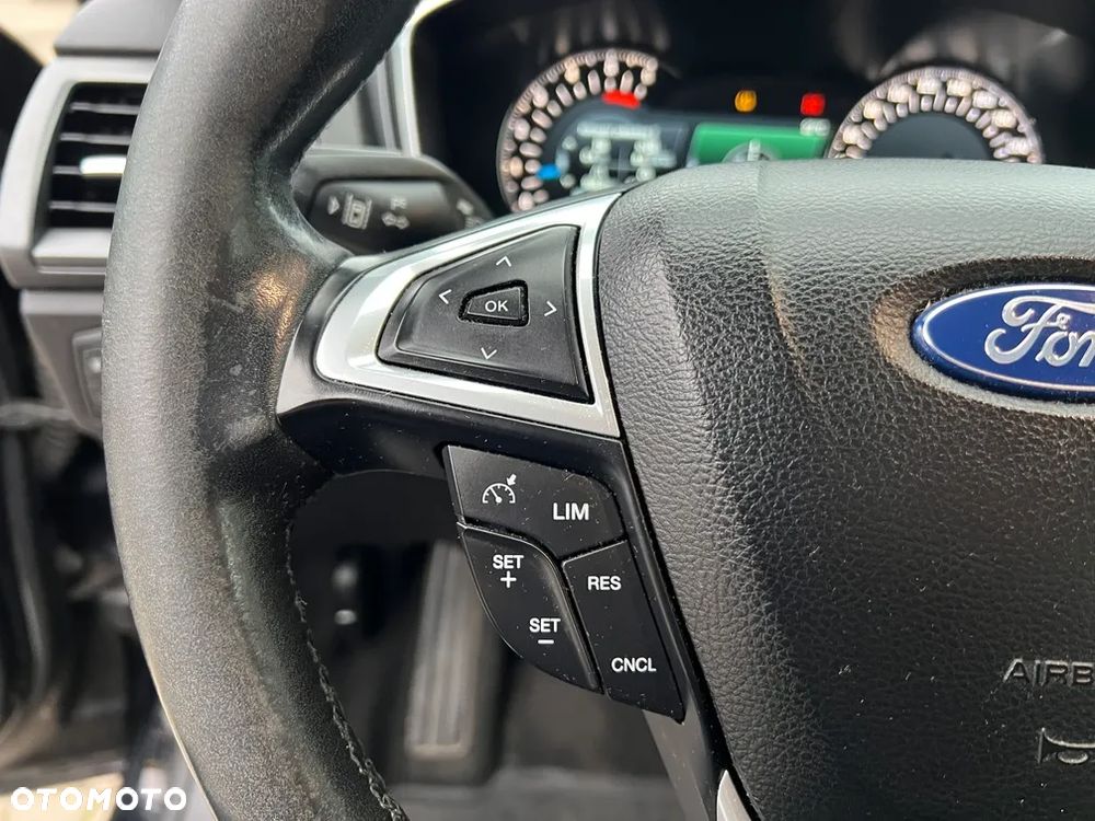 Ford Mondeo 2.0 TDCi Titanium - 12