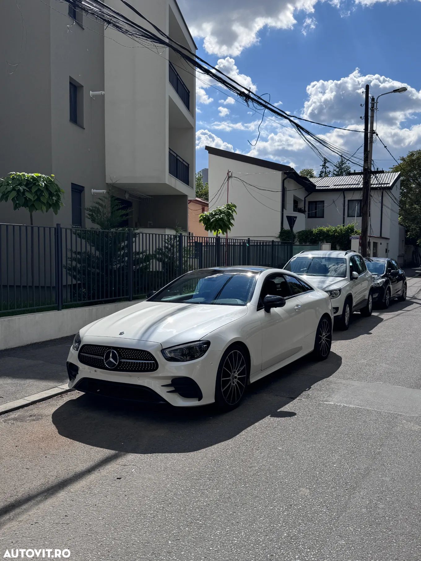 Mercedes-Benz E 220 d Coupe Aut. - 1
