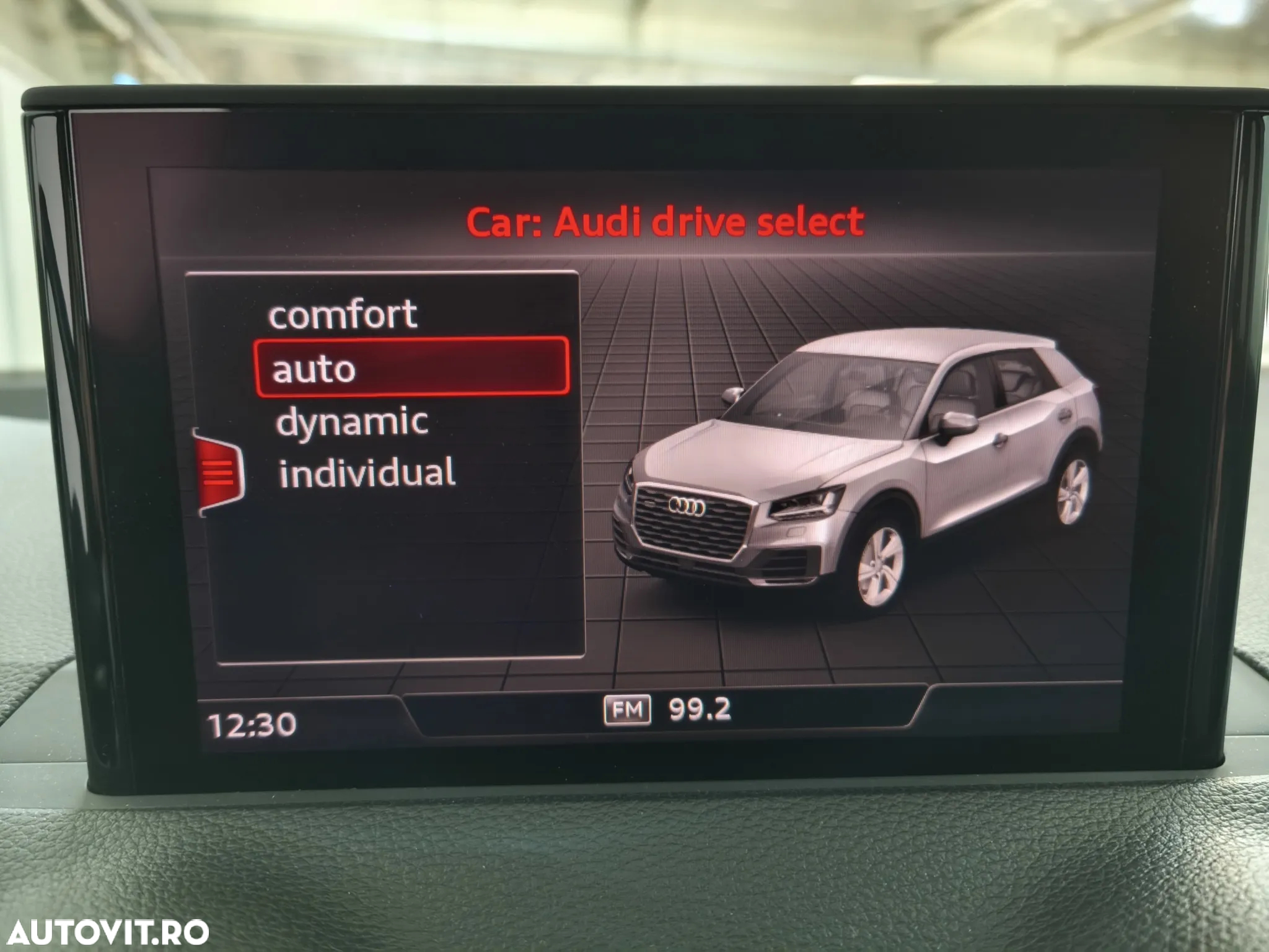 Audi Q2 1.6 30 TDI S tronic Design - 17