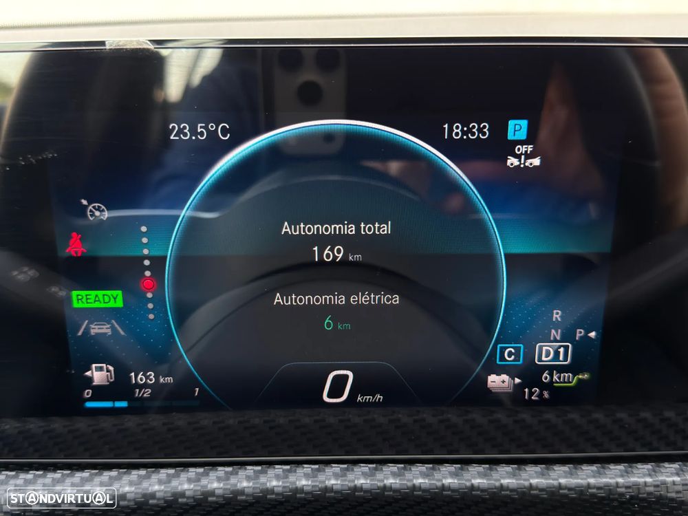 Mercedes-Benz A 250 e Style Plus - 29