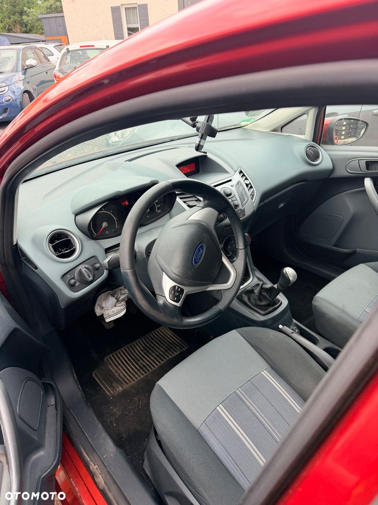 Ford Fiesta 1.25 SYNC Edition - 6