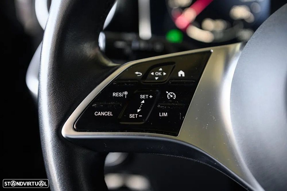 Mercedes-Benz C 300 e AMG Line - 50