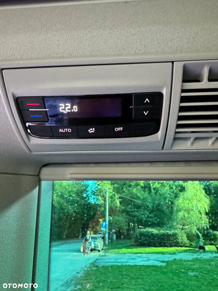 Volkswagen California - 18