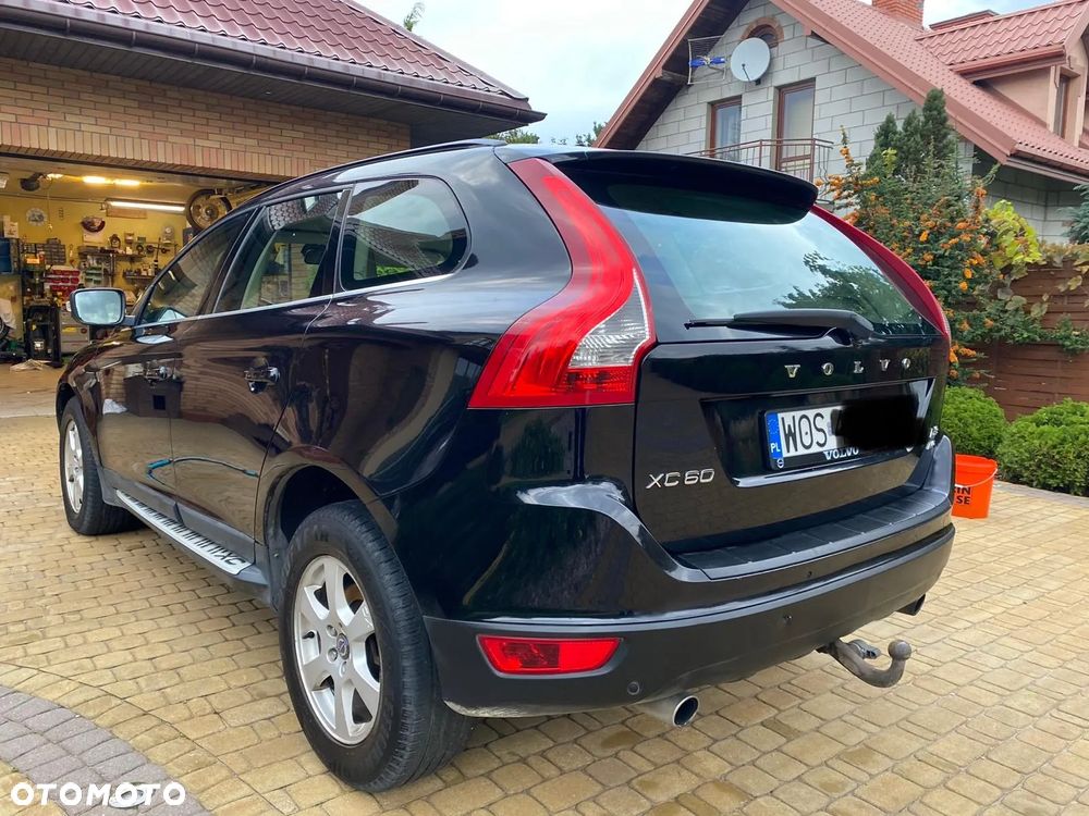 Volvo XC 60 D3 AWD Kinetic - 4