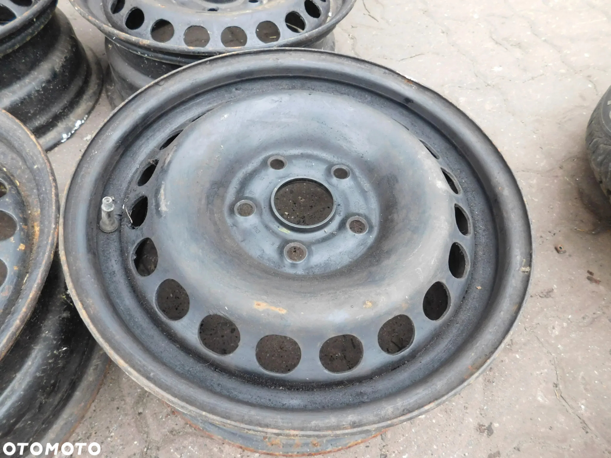 felgi stalowe 4szt 15" ET45 PASSAT AUDI A4 B5 GOLF V CADDY A3 8P OCTAVIA II - 5
