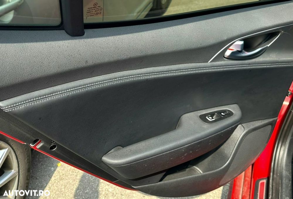 Kia Stinger 2.0 T-GDI GT Line - 22