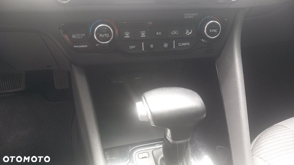 Kia Niro 1.6 GDI Hybrid XL - 16