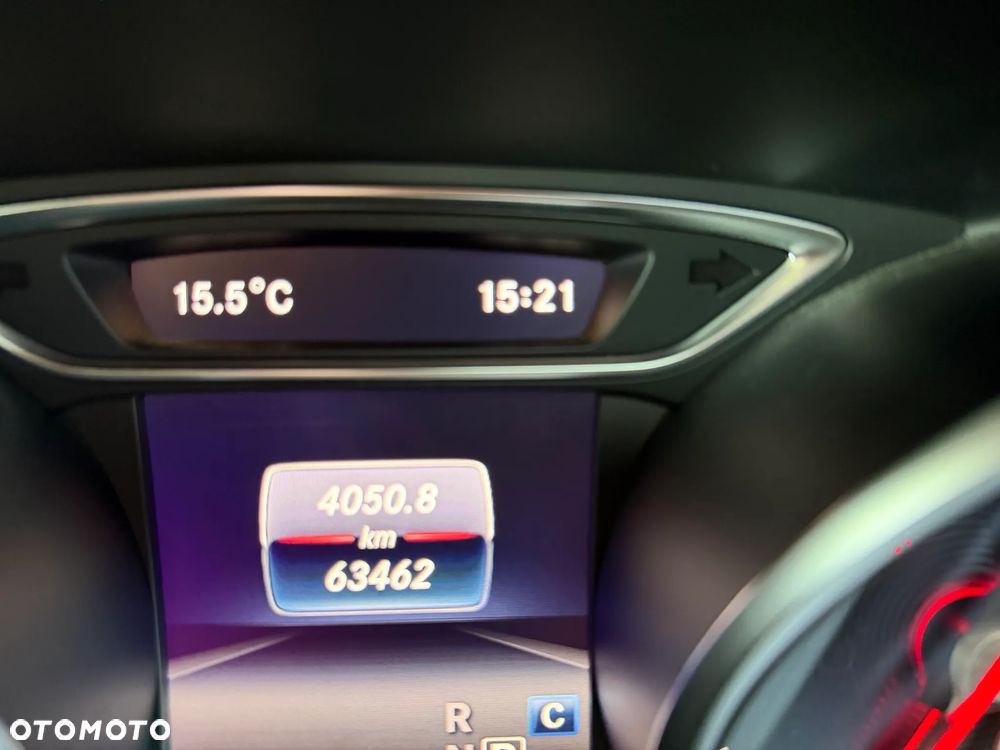 Mercedes-Benz GLA 220 d AMG Line - 12