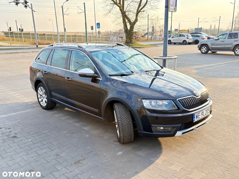 Skoda Octavia 2.0 TDI 4x4 DSG Scout - 1