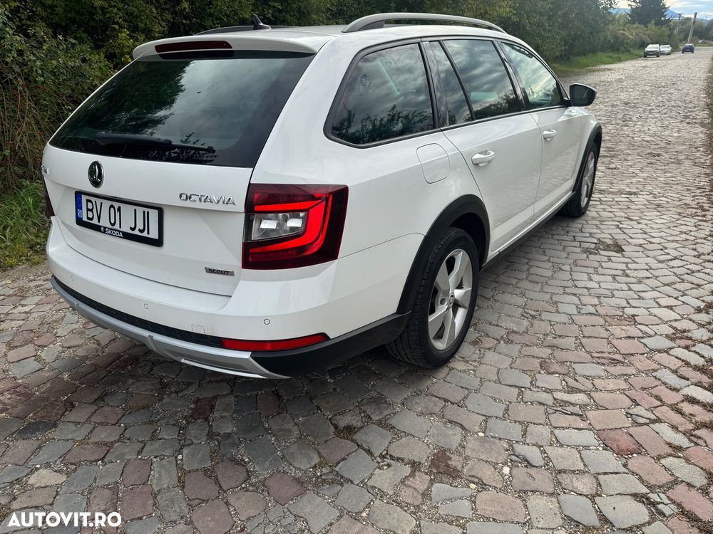 Skoda Octavia Combi Diesel 2.0 TDI 4X4 DSG Scout - 19