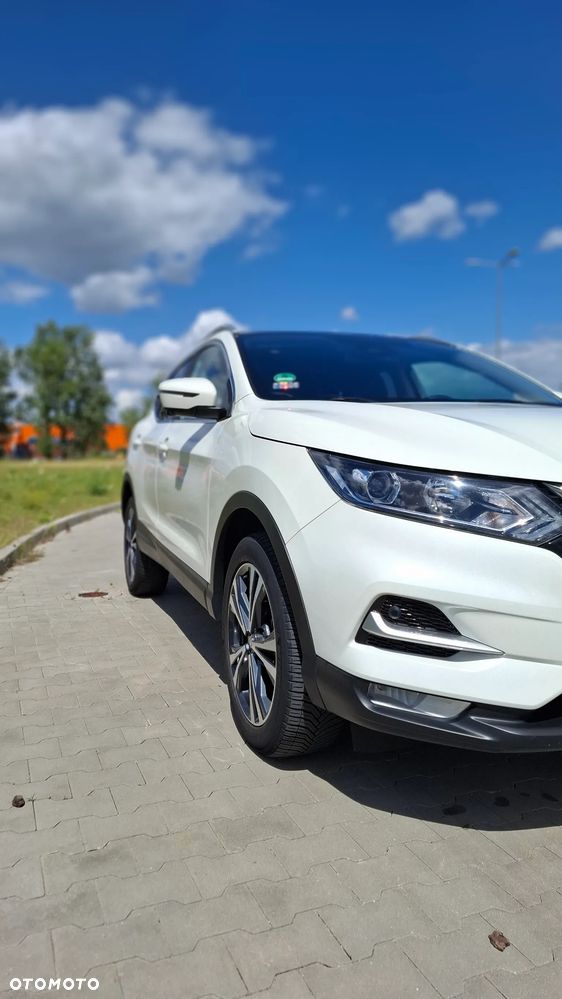Nissan Qashqai 1.3 DIG-T N-Connecta - 2