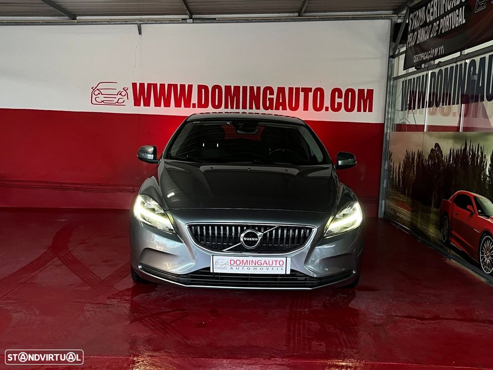 Volvo V40 2.0 D3 Momentum - 2