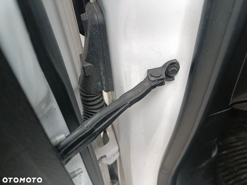 Chevrolet Orlando 1.8 LS - 10