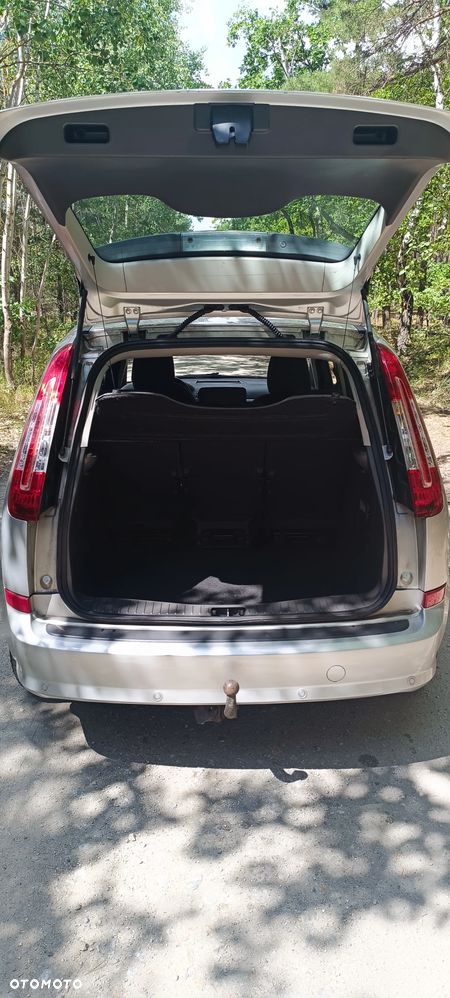 Ford Focus C-Max 1.8 Ambiente - 8