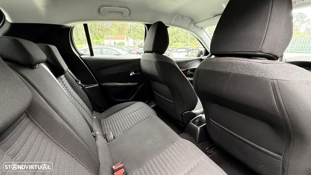 Peugeot 208 1.2 PureTech Active Pack - 33