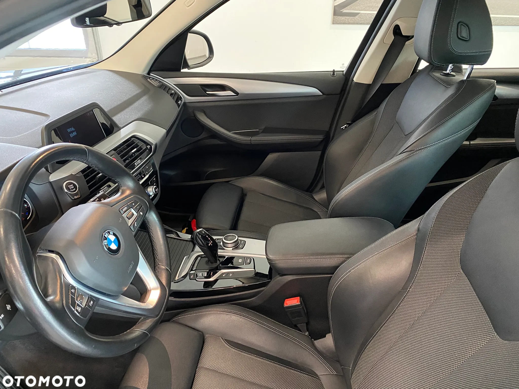 BMW X3 xDrive20d Advantage - 7