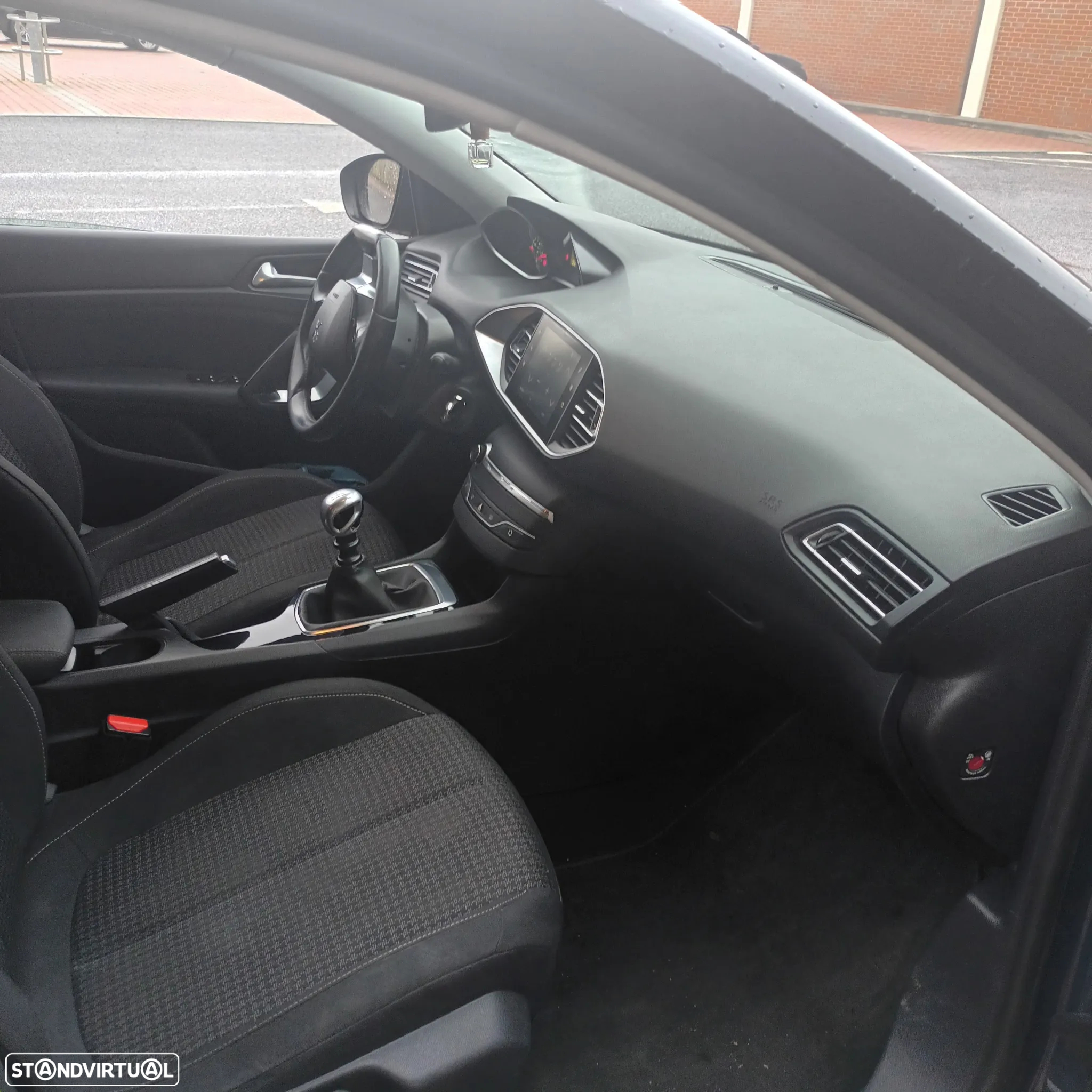 Peugeot 308 SW 1.5 BlueHDi Active J17 - 15