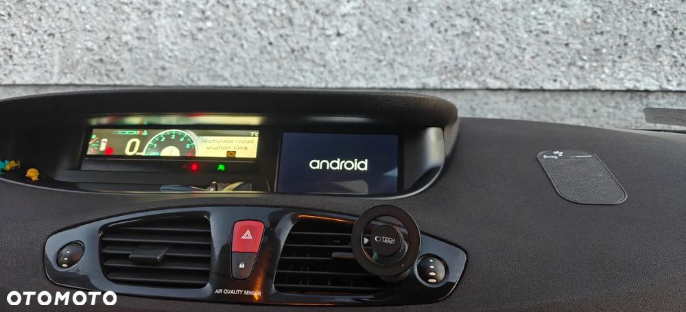 Renault Scenic 1.9 dCi Privilege - 27