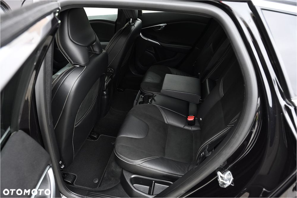 Volvo V40 D3 RDesign - 23