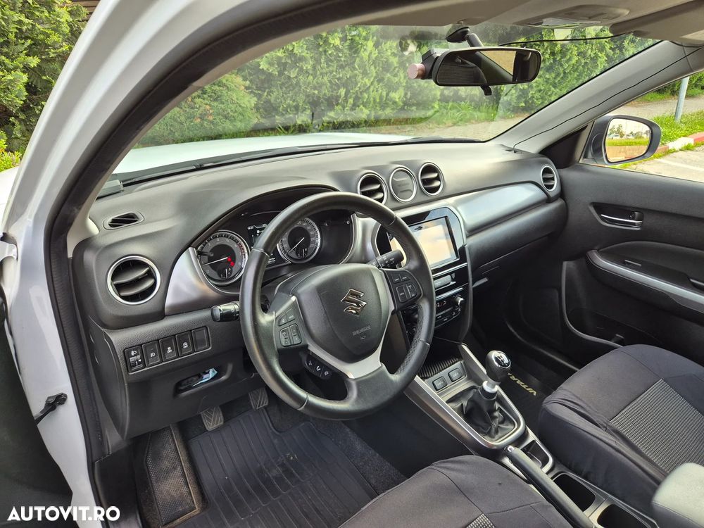 Suzuki Vitara - 3