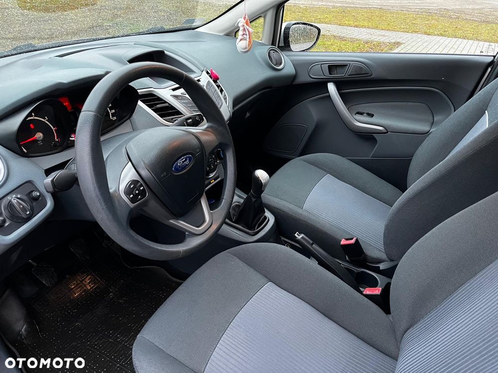 Ford Fiesta 1.25 Trend - 7