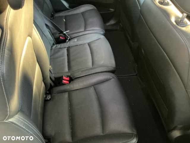 Kia Carens - 20
