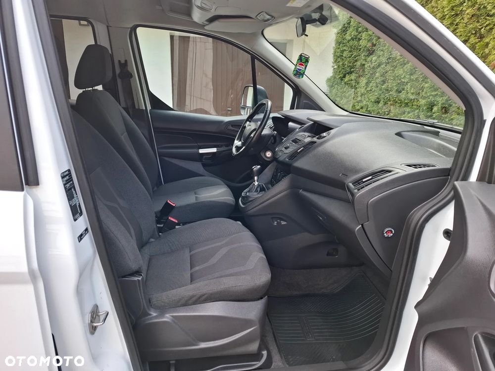 Ford Transit Connect - 14