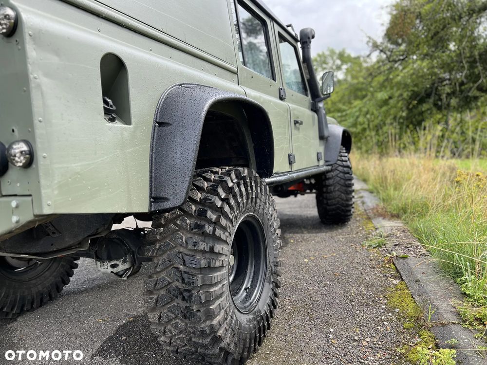 Land Rover Defender 2.5 TDI - 8