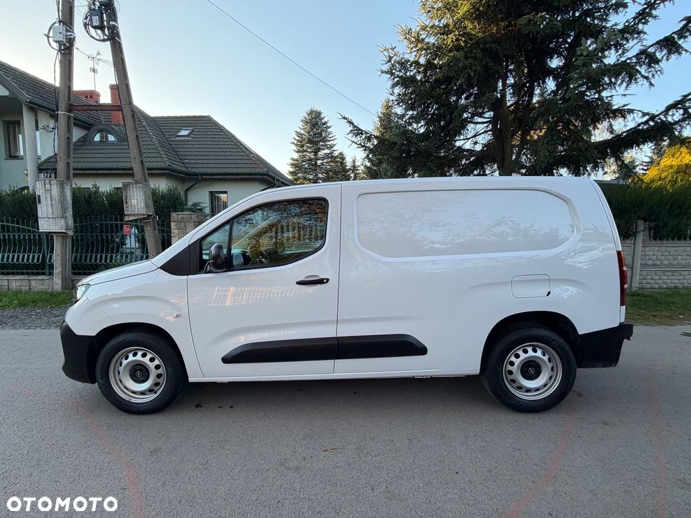 Opel COMBO - 13