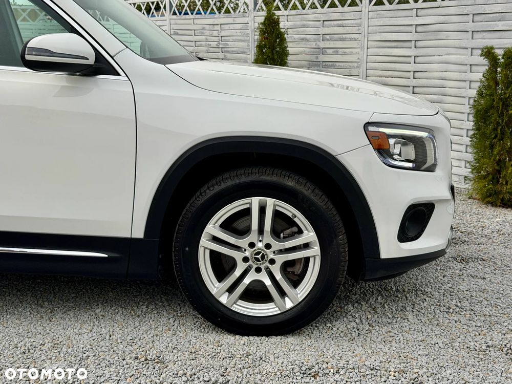 Mercedes-Benz GLB 250 4Matic 8G-DCT - 33