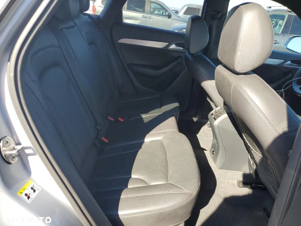 Audi Q3 40 TFSI Quattro S tronic S line - 9