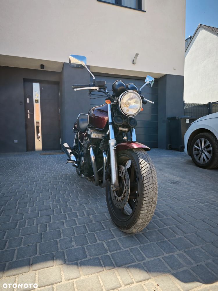 Honda CB - 2