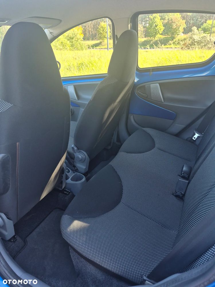 Toyota Aygo - 8