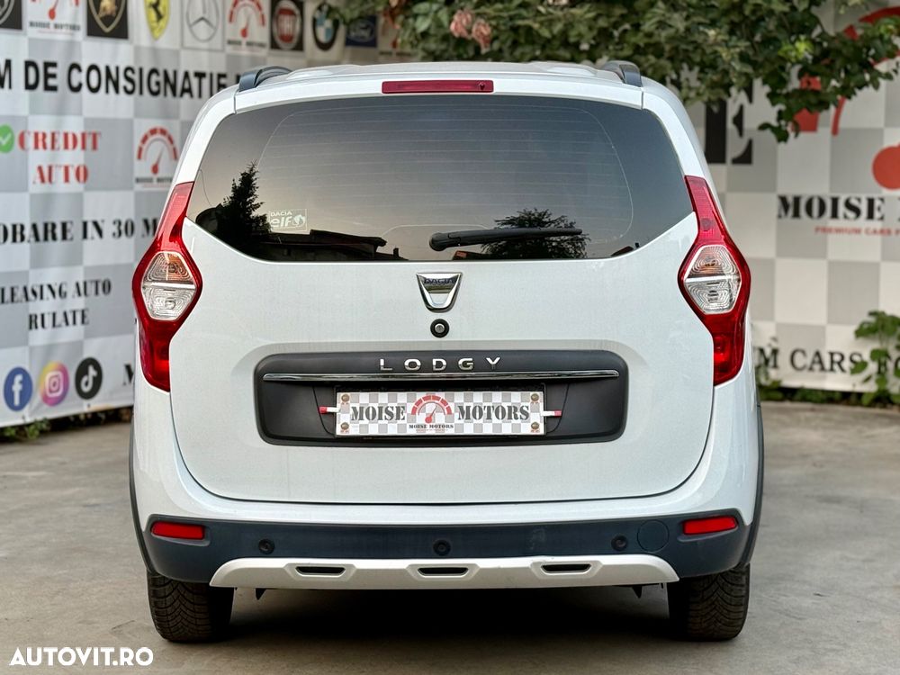 Dacia Lodgy TCe 115 Stepway - 10