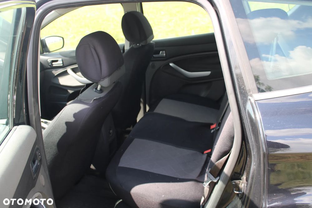 Ford Kuga 2.0 TDCi 4WD Titanium - 14