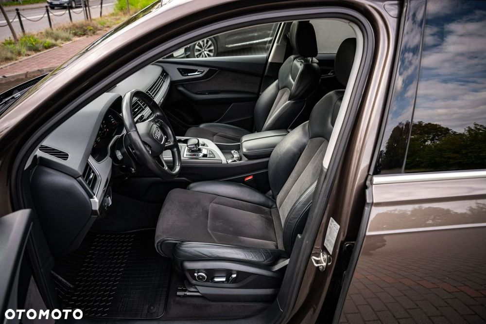 Audi Q7 3.0 TDI ultra Quattro Tiptr - 15