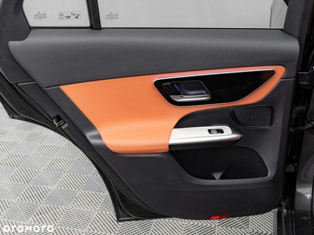 Mercedes-Benz GLC - 20