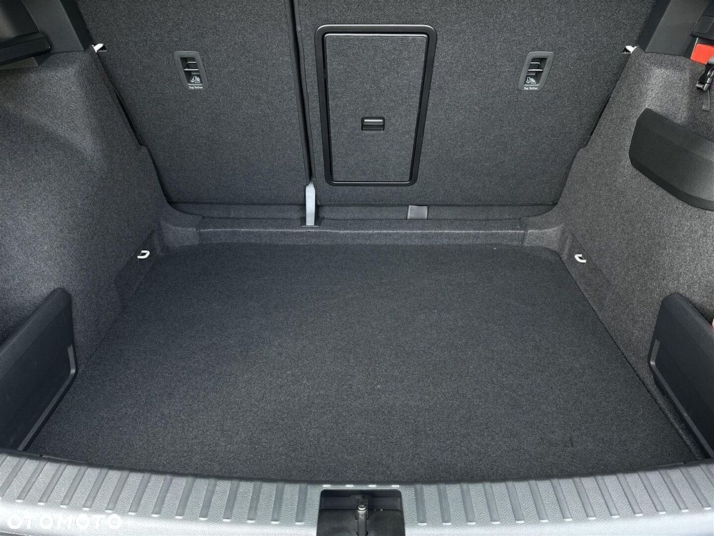 Skoda Karoq 1.5 TSI ACT Sportline DSG - 11