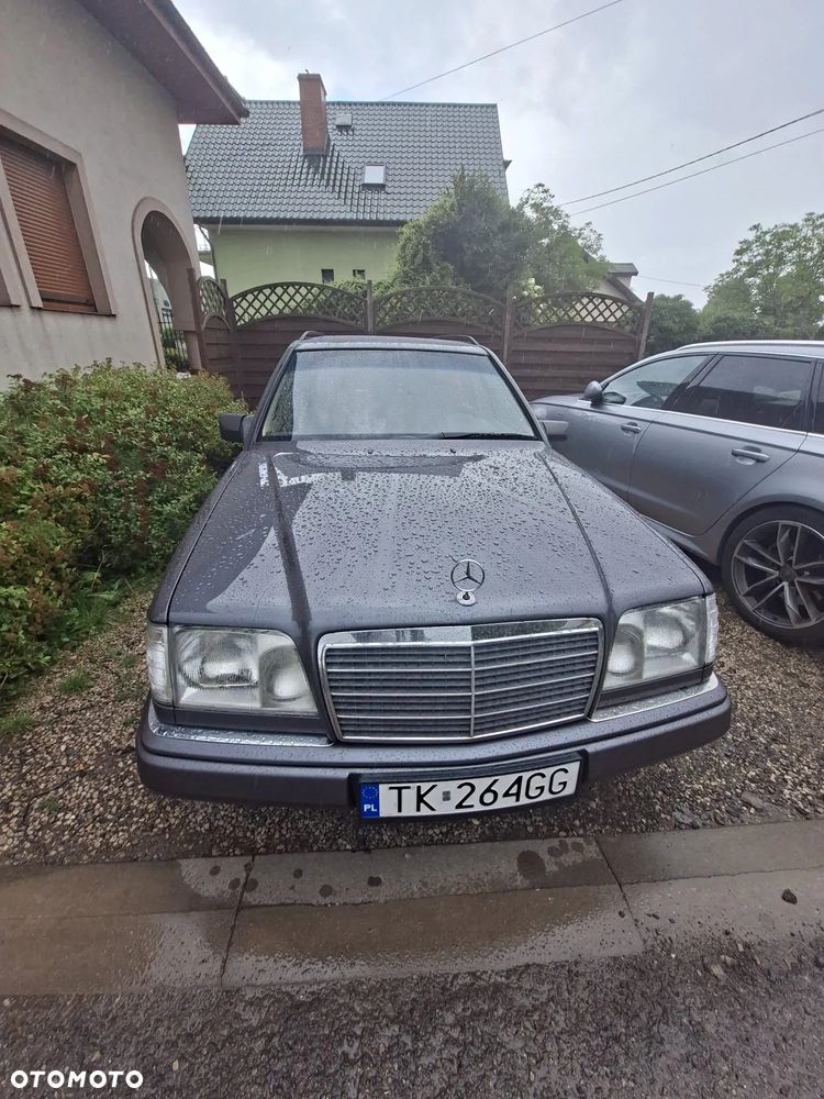 Mercedes-Benz Klasa E - 34