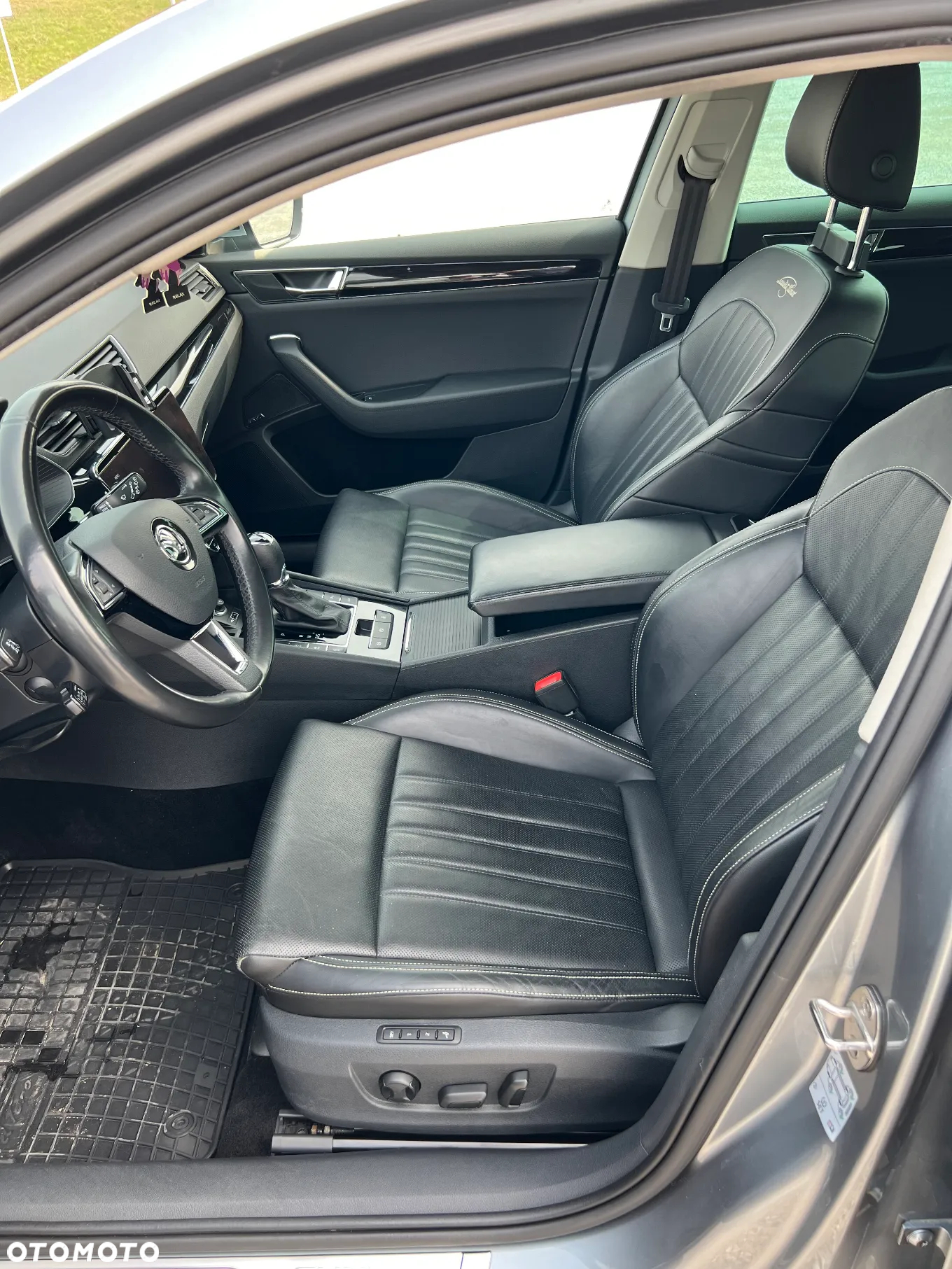 Skoda Superb 2.0 TSI 4x4 L&K DSG - 10