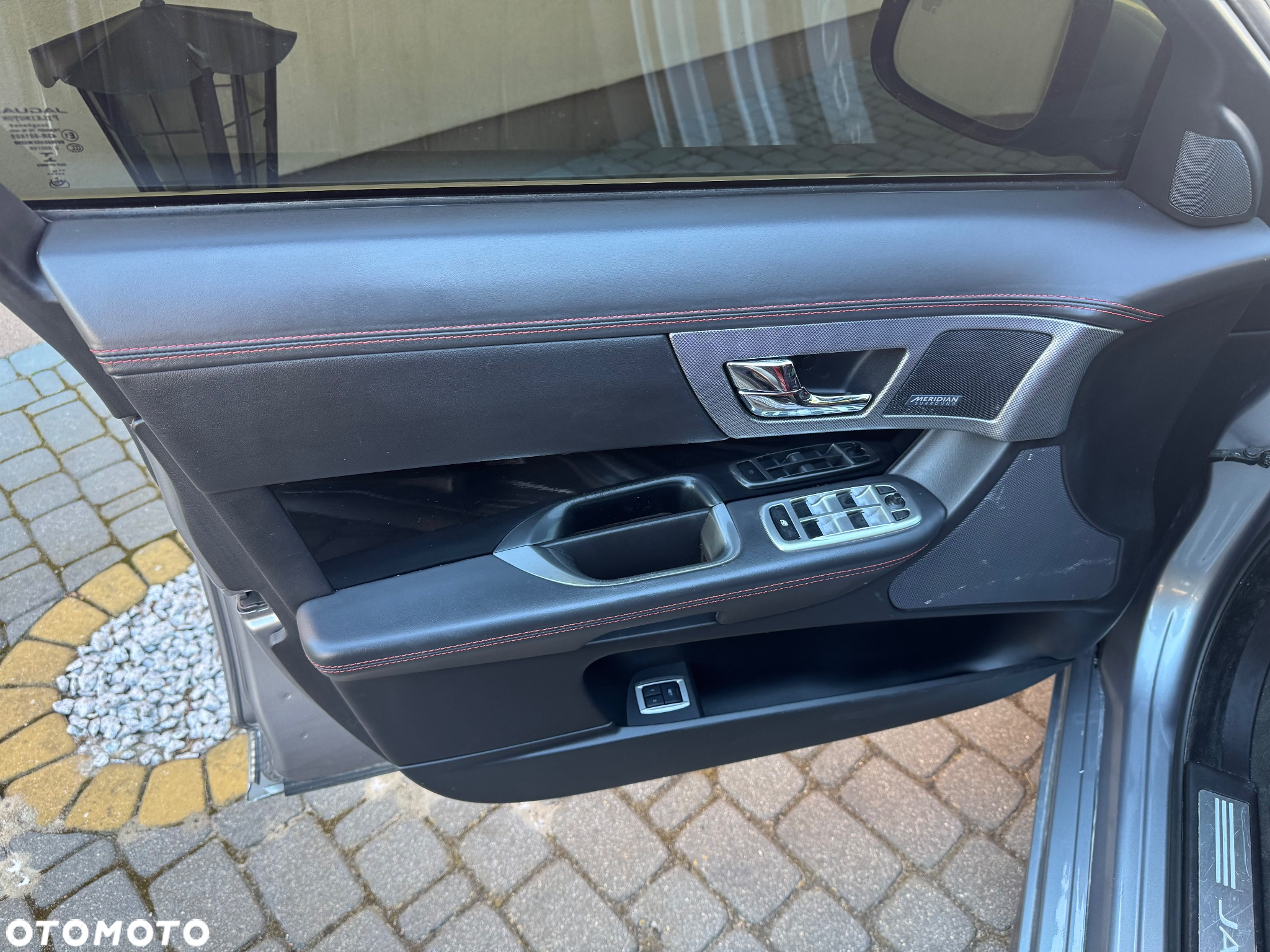 Jaguar XF XFR 5.0 V8 Kompressor - 21