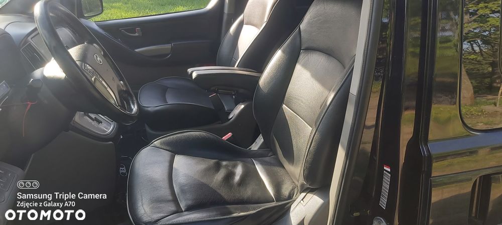 Hyundai H-1 Starex - 38