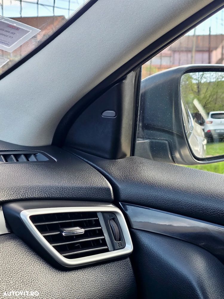 Nissan Qashqai 1.5 DCI Start/Stop Tekna - 23