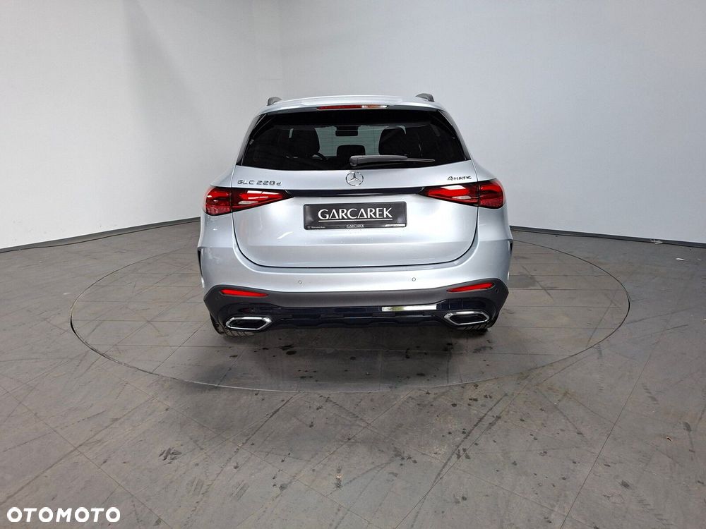 Mercedes-Benz GLC - 5