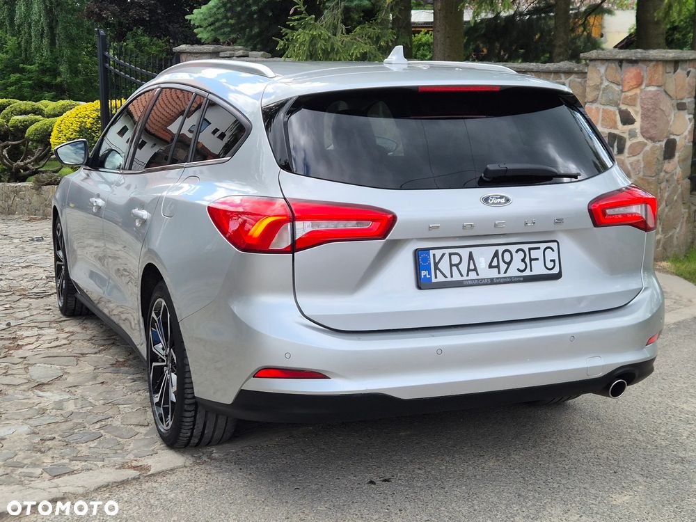 Ford Focus 1.5 EcoBlue Start-Stopp-System TITANIUM DESIGN - 18