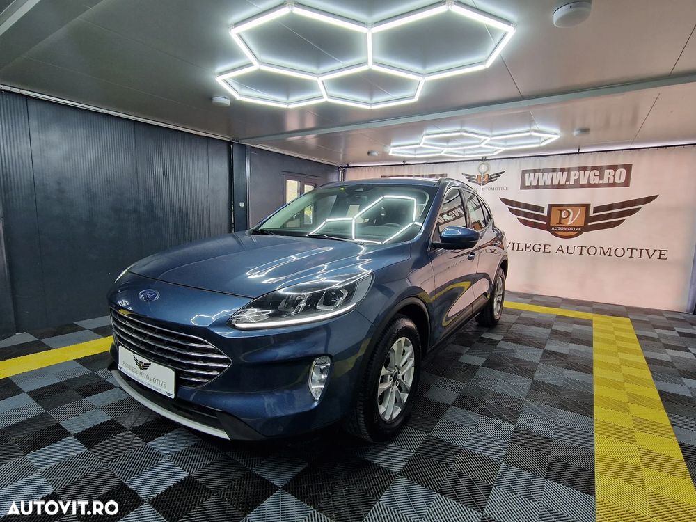 Ford Kuga 1.5 EcoBlue Aut. TITANIUM - 1